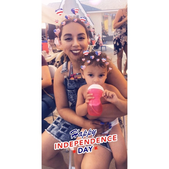 Meet your Posher, Kristy - Picture 3 of 5